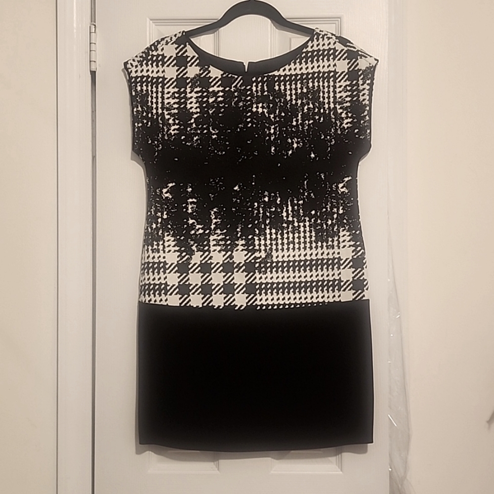 Piazza Sempione mini black/white dress, fully lined size 40, like new
